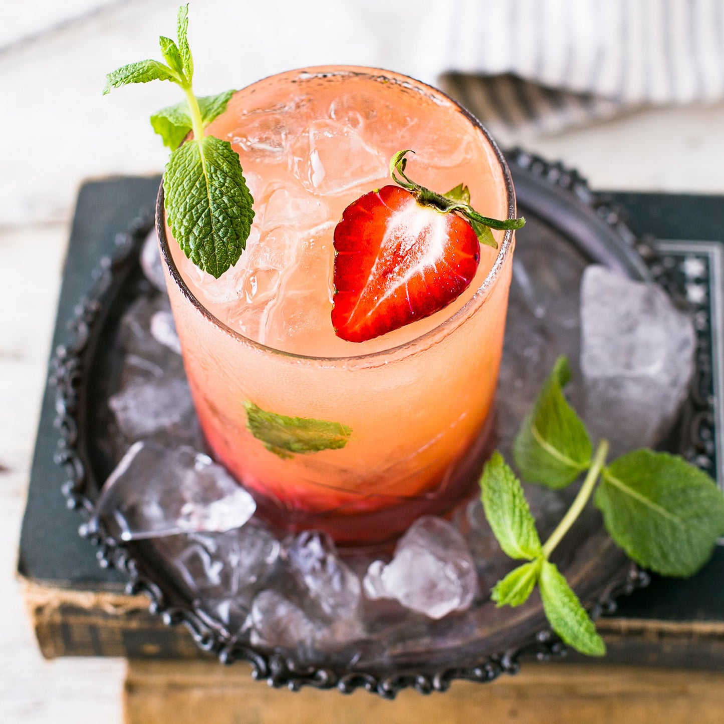 Ginebra - Bloom London Dry de 750 ml - Reino Unido